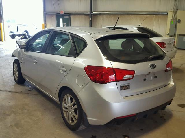 KNAFU5A2XC5603148 - 2012 KIA FORTE EX SILVER photo 3