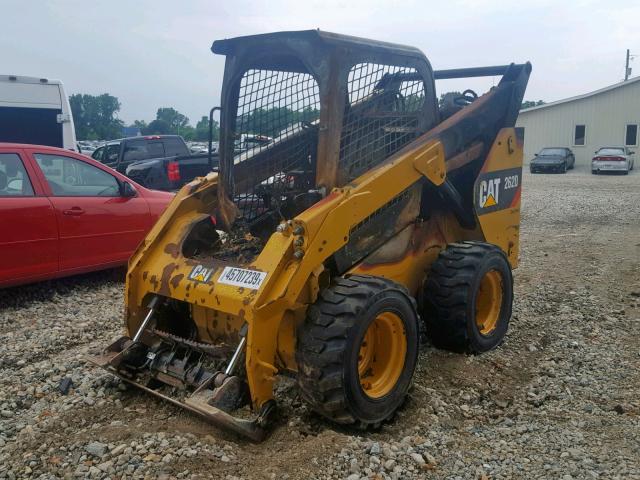 CAT0262DHDTB02928 - 2015 CATERPILLAR SKIDSTEER YELLOW photo 2