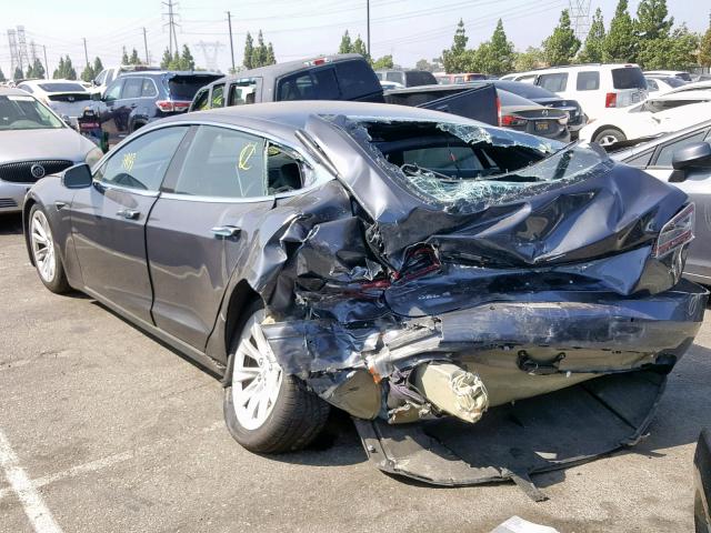 5YJSA1E16HF226408 - 2017 TESLA MODEL S فحمي صورة 3