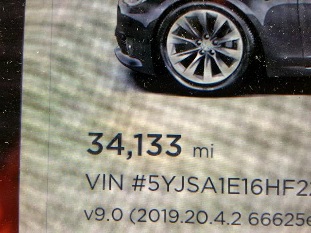 5YJSA1E16HF226408 - 2017 TESLA MODEL S فحمي صورة 8