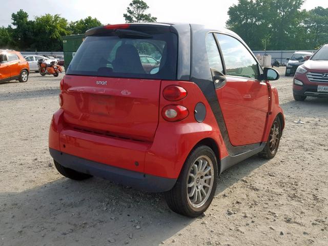 WMEEJ31X69K331426 - 2009 SMART FORTWO PUR RED photo 4
