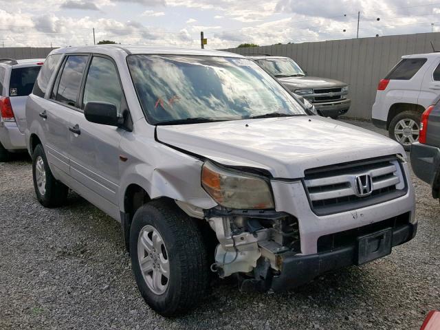 5FNYF181X6B021114 - 2006 HONDA PILOT LX SILVER photo 1