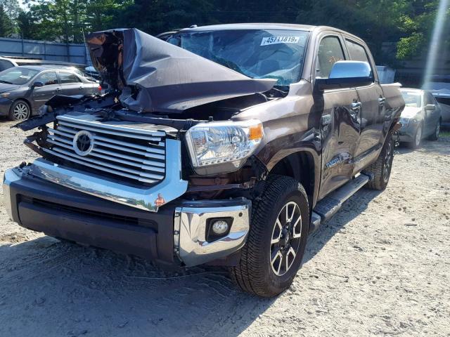 5TFHY5F10HX664844 - 2017 TOYOTA TUNDRA CRE BROWN photo 2