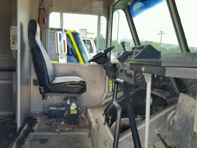 5B4MPG25393435921 - 2009 WORKHORSE CUSTOM CHASSIS COMMERCIAL 白色 照片 5