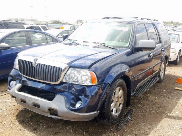 5LMFU28R74LJ10652 - 2004 LINCOLN NAVIGATOR BLUE photo 2