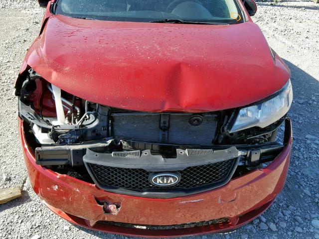 KNAFU5A22B5404898 - 2011 KIA FORTE EX MAROON photo 7