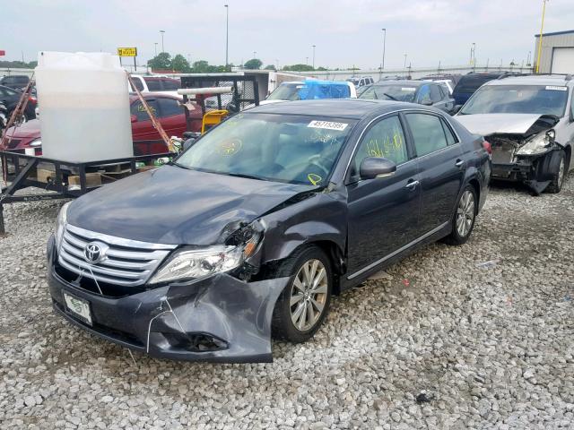 4T1BK3DB7BU386388 - 2011 TOYOTA AVALON BAS GRAY photo 2