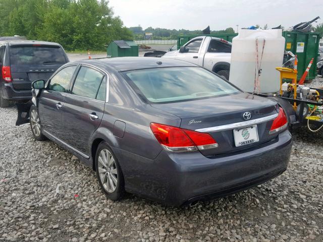 4T1BK3DB7BU386388 - 2011 TOYOTA AVALON BAS GRAY photo 3