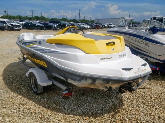 CEC41705C404 - 2004 BOMBARDIER SEADOO WHITE photo 3