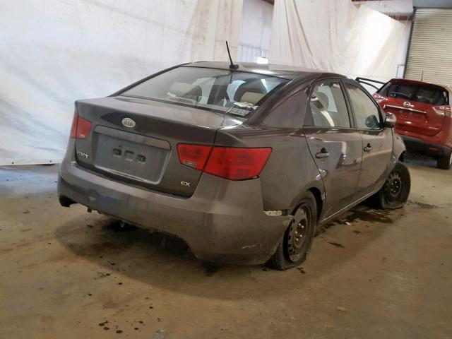 KNAFU4A29A5041685 - 2010 KIA FORTE EX GRAY photo 4