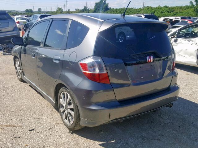 JHMGE8H5XDC015641 - 2013 HONDA FIT SPORT GRAY photo 3