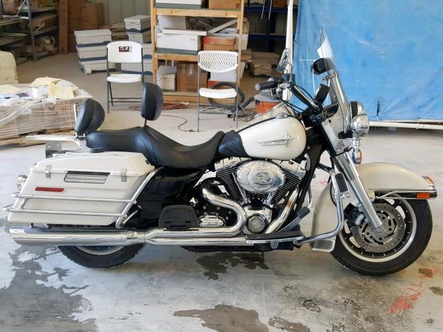 1HD1FHM1X7Y669049 - 2007 HARLEY-DAVIDSON FLHPI WHITE photo 9