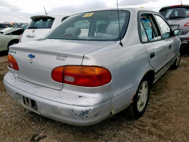 1Y1SK5481XZ440701 - 1999 CHEVROLET GEO PRIZM SILVER photo 4