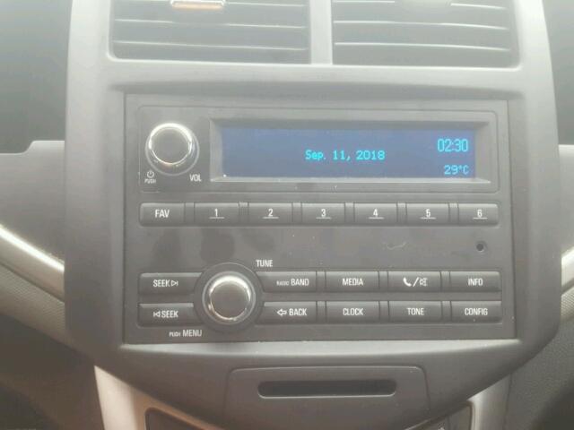 1G1JA5SH1G4151958 - 2016 CHEVROLET SONIC LS WHITE photo 9