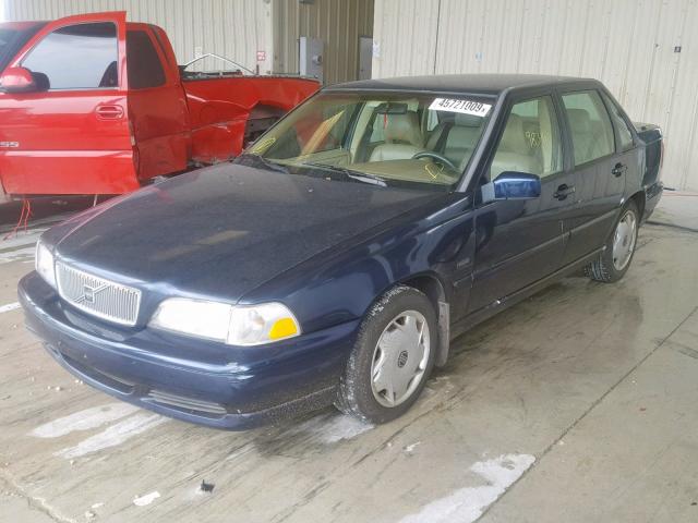 YV1LS5536W1461935 - 1998 VOLVO S70 BLUE photo 2