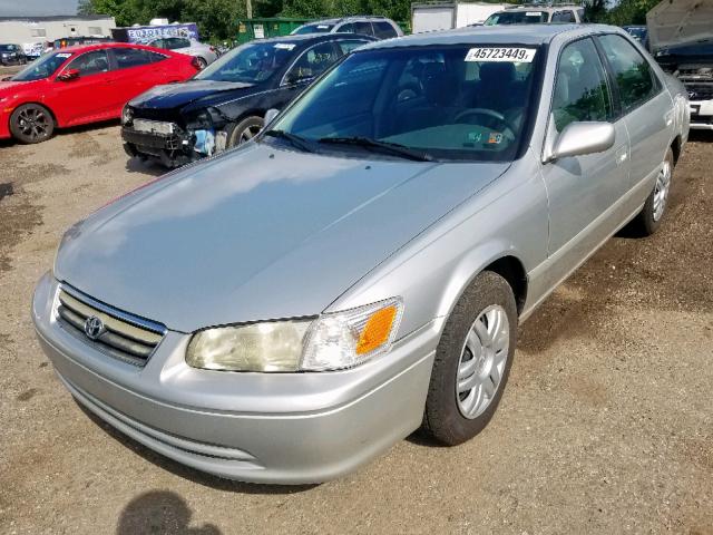 4T1BG22K61U867729 - 2001 TOYOTA CAMRY CE SILVER photo 2