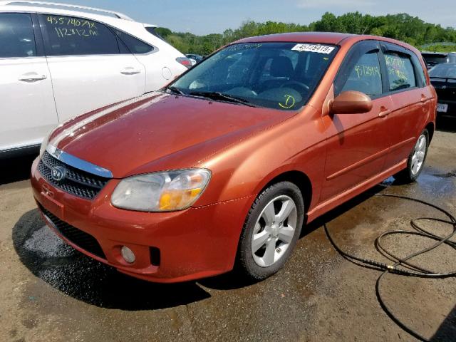 KNAFE162X75001810 - 2007 KIA SPECTRA5 S ORANGE photo 2