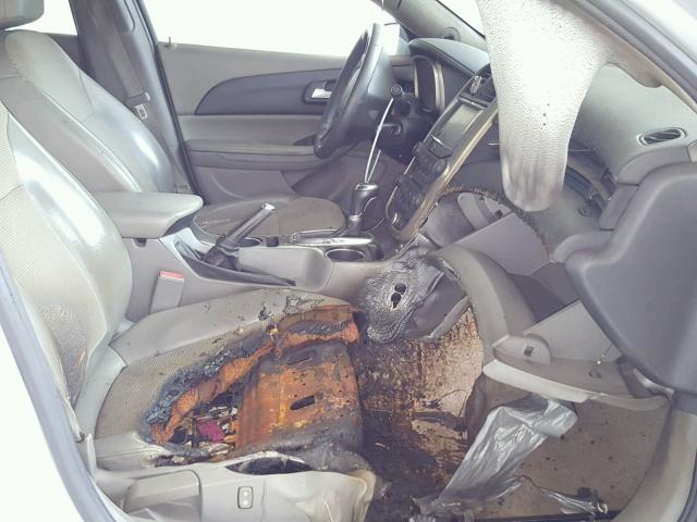 1G11C5SL6EF201821 - 2014 CHEVROLET MALIBU 1LT SILVER photo 5