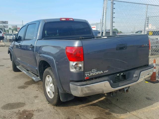 5TFEV54148X043332 - 2008 TOYOTA TUNDRA CRE GRAY photo 3