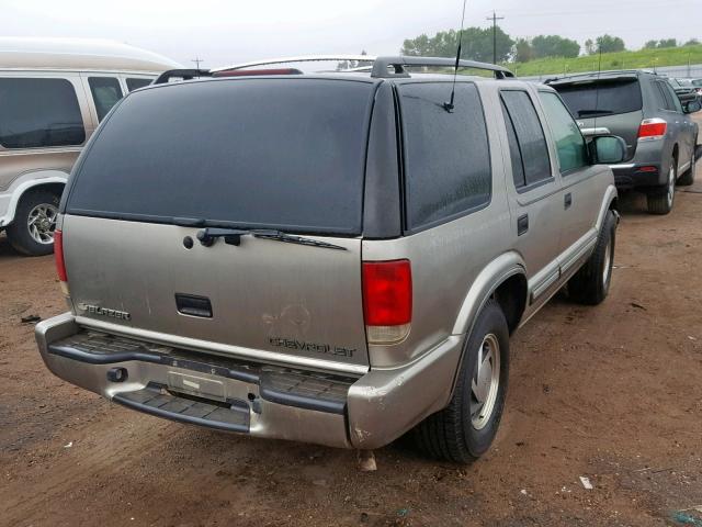 1GNDT13W3Y2373393 - 2000 CHEVROLET BLAZER BEIGE photo 4