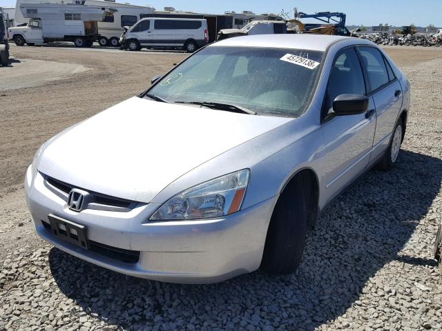 1HGCM56105A133195 - 2005 HONDA ACCORD DX SILVER photo 2