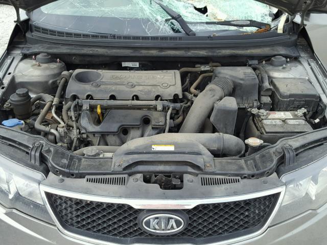 KNAFU4A24A5860345 - 2010 KIA FORTE EX GRAY photo 7