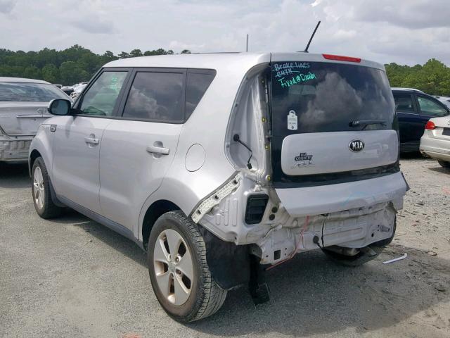 KNDJN2A24G7843279 - 2016 KIA SOUL SILVER photo 3