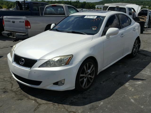 JTHBK262682074755 - 2008 LEXUS IS 250 WHITE photo 2