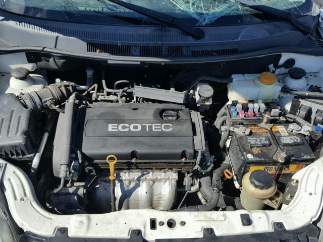 KL1TD5DE8BB134273 - 2011 CHEVROLET AVEO LS WHITE photo 7