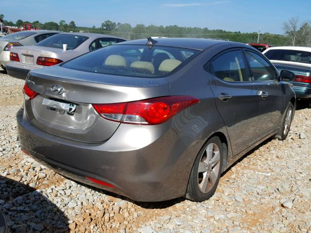 5NPDH4AE2DH329304 - 2013 HYUNDAI ELANTRA GL BROWN photo 4