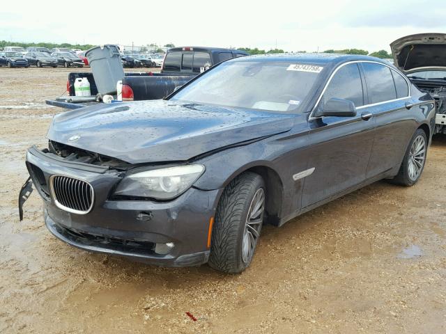 WBAKA4C53CC613525 - 2012 BMW 740 I BLACK photo 2