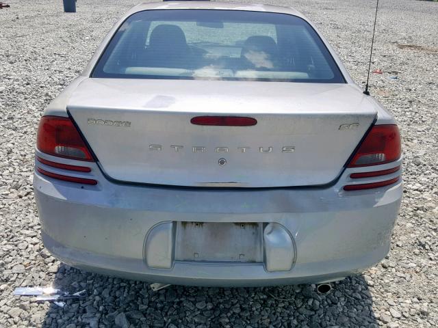 1B3EL46R22N130993 - 2002 DODGE STRATUS SE BLUE photo 9