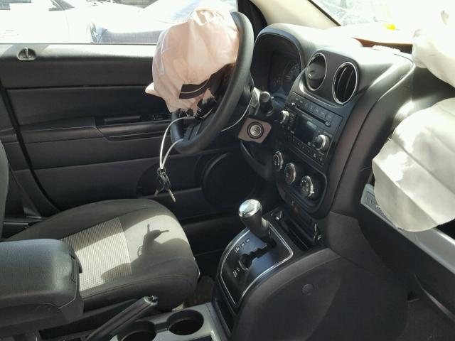 1C4NJCBA0GD567984 - 2016 JEEP COMPASS SP 白色 照片 5