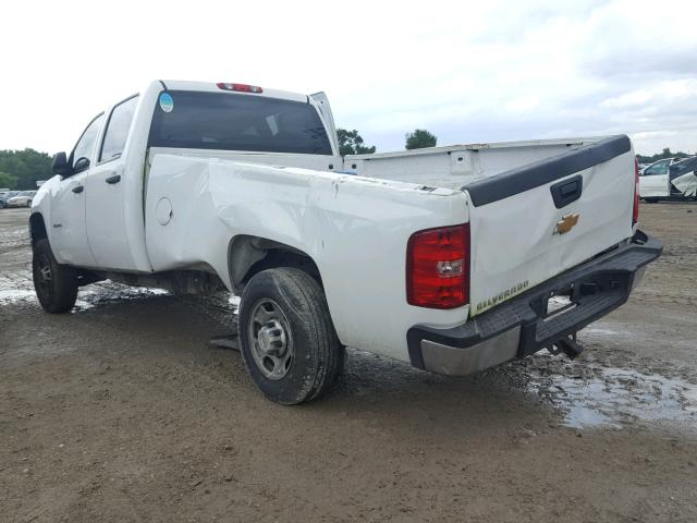 1GT11ZCG0CF146091 - 2012 GMC SIERRA C25 WHITE photo 3