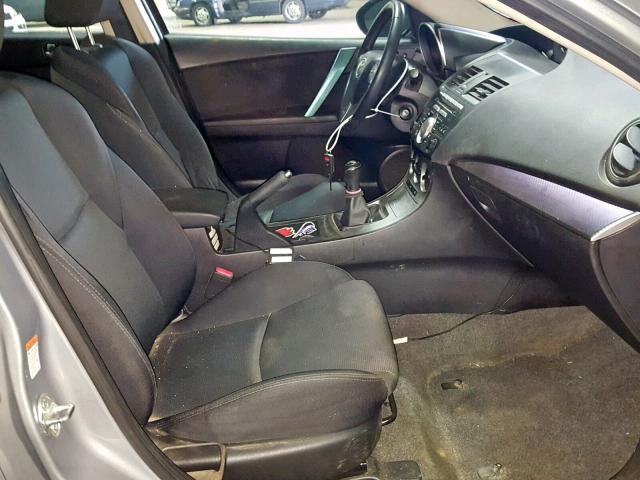 JM1BL1K64B1405802 - 2011 MAZDA 3 S GRAY photo 5