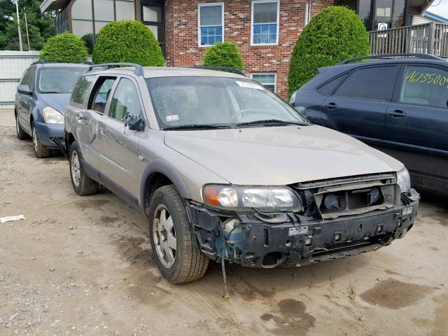 YV1SZ59H231102977 - 2003 VOLVO XC70 TAN photo 1