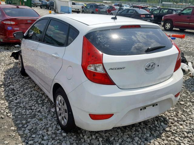 KMHCT5AE8GU273651 - 2016 HYUNDAI ACCENT SE WHITE photo 3