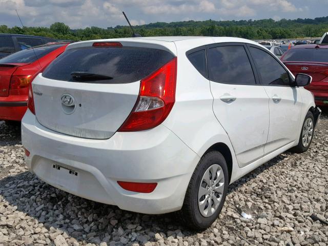 KMHCT5AE8GU273651 - 2016 HYUNDAI ACCENT SE WHITE photo 4