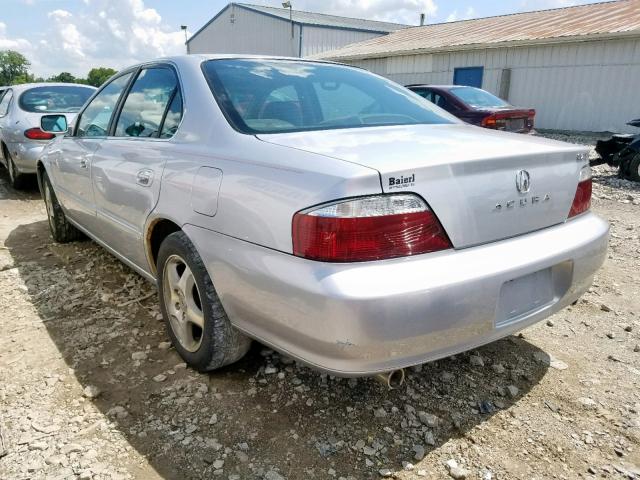 19UUA56673A091338 - 2003 ACURA 3.2TL SILVER photo 3