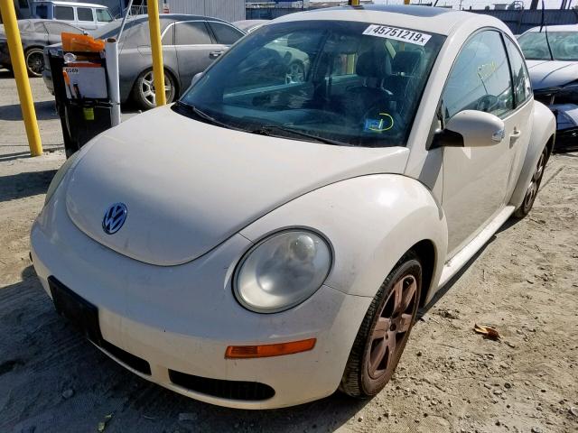 3VWRG31C86M420914 - 2006 VOLKSWAGEN NEW BEETLE კრემისფერი ფოტო 2