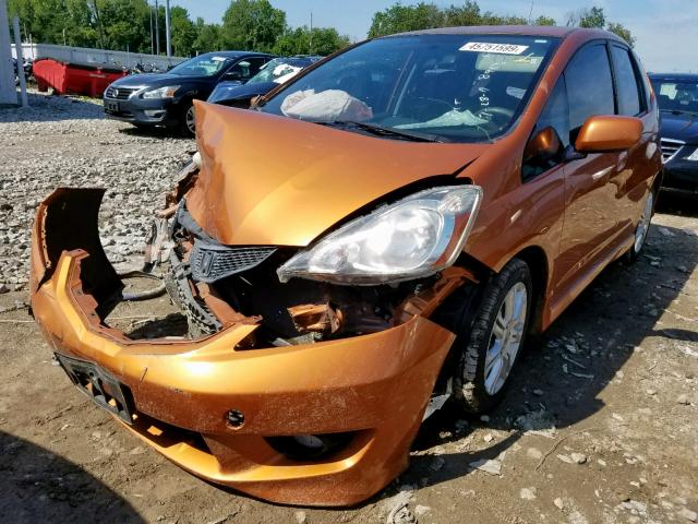 JHMGE8H42AS008983 - 2010 HONDA FIT SPORT GOLD photo 2