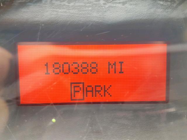 2G2WP522341306531 - 2004 PONTIAC GRAND PRIX SILVER photo 8