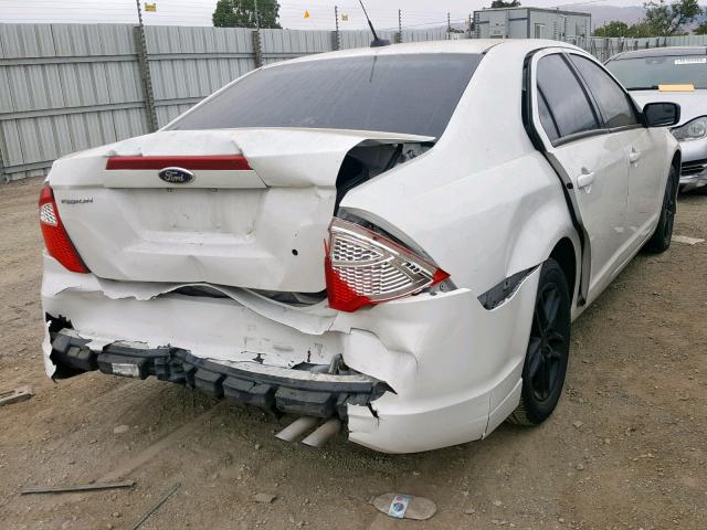 3FAHP0GA1CR365780 - 2012 FORD FUSION S WHITE photo 4