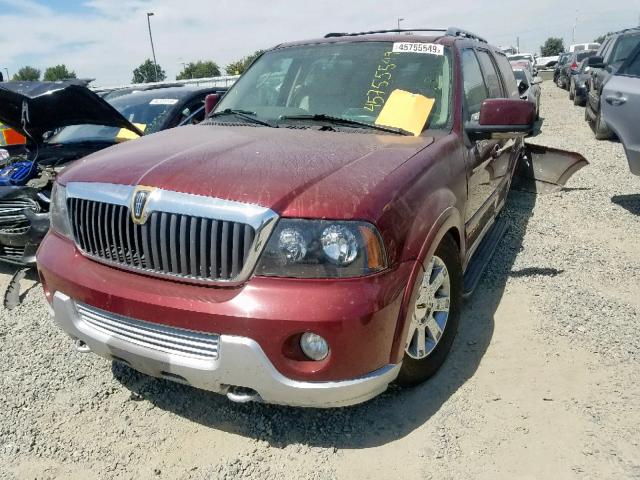 5LMFU28R04LJ04935 - 2004 LINCOLN NAVIGATOR RED photo 2