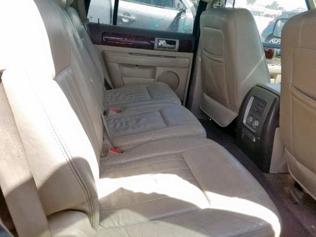 5LMFU28R04LJ04935 - 2004 LINCOLN NAVIGATOR RED photo 6