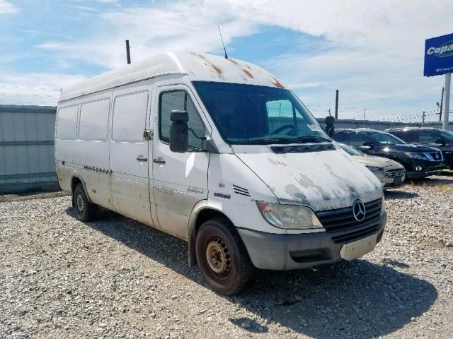 WD0PD744355829266 - 2005 DODGE SPRINTER 2 WHITE photo 1