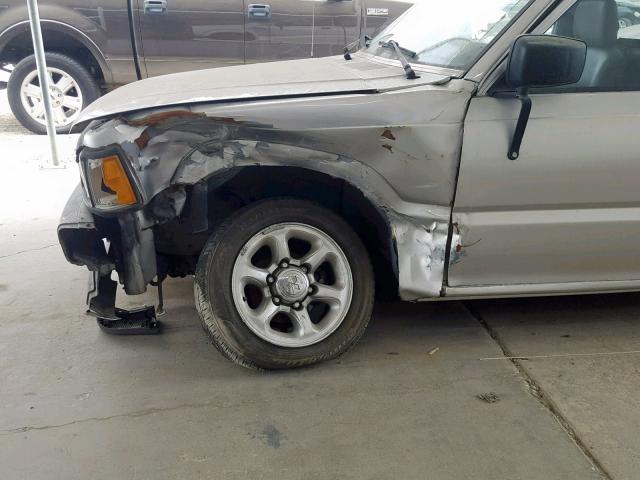 JM2UF1131H0139155 - 1987 MAZDA B2200 SHOR SILVER photo 9