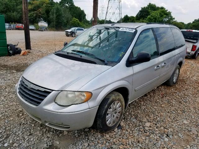 2A4GP44R56R846885 - 2006 CHRYSLER TOWN & COU SILVER photo 2