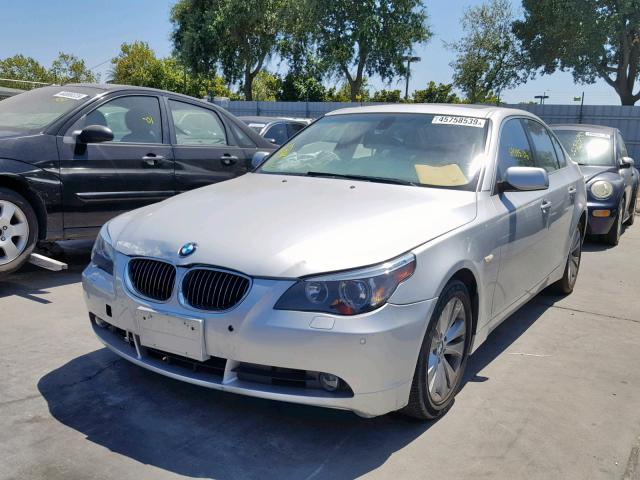 WBANB53556CP01688 - 2006 BMW 550 I SILVER photo 2