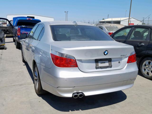 WBANB53556CP01688 - 2006 BMW 550 I SILVER photo 3